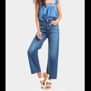 Levi’s Premium Ribcage Straight Ankle Jeans - 27